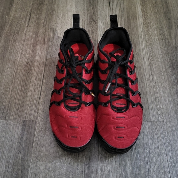 Nike Air Vapormax Plus University Red Black Men\'s Size 8.5 Rare (CU4863-600) main image 4